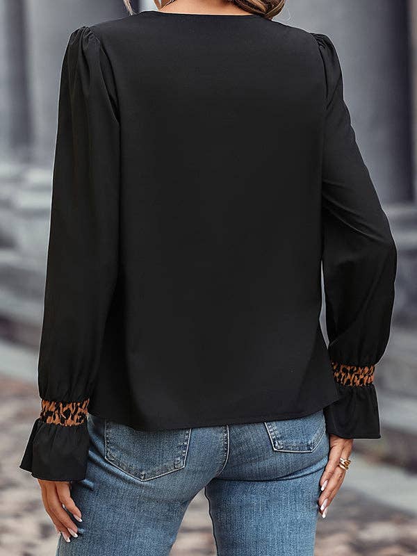 Flared Long Sleeves Leopard V-Neck Top