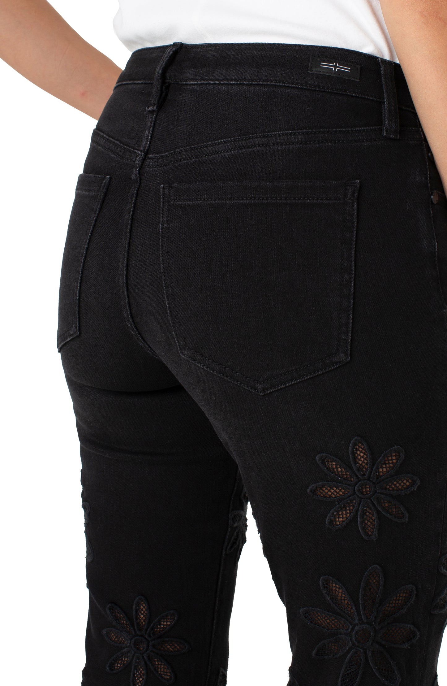 Liverpool Hannah Crop Flare w/ Fray Hem Back Pocket Close Up