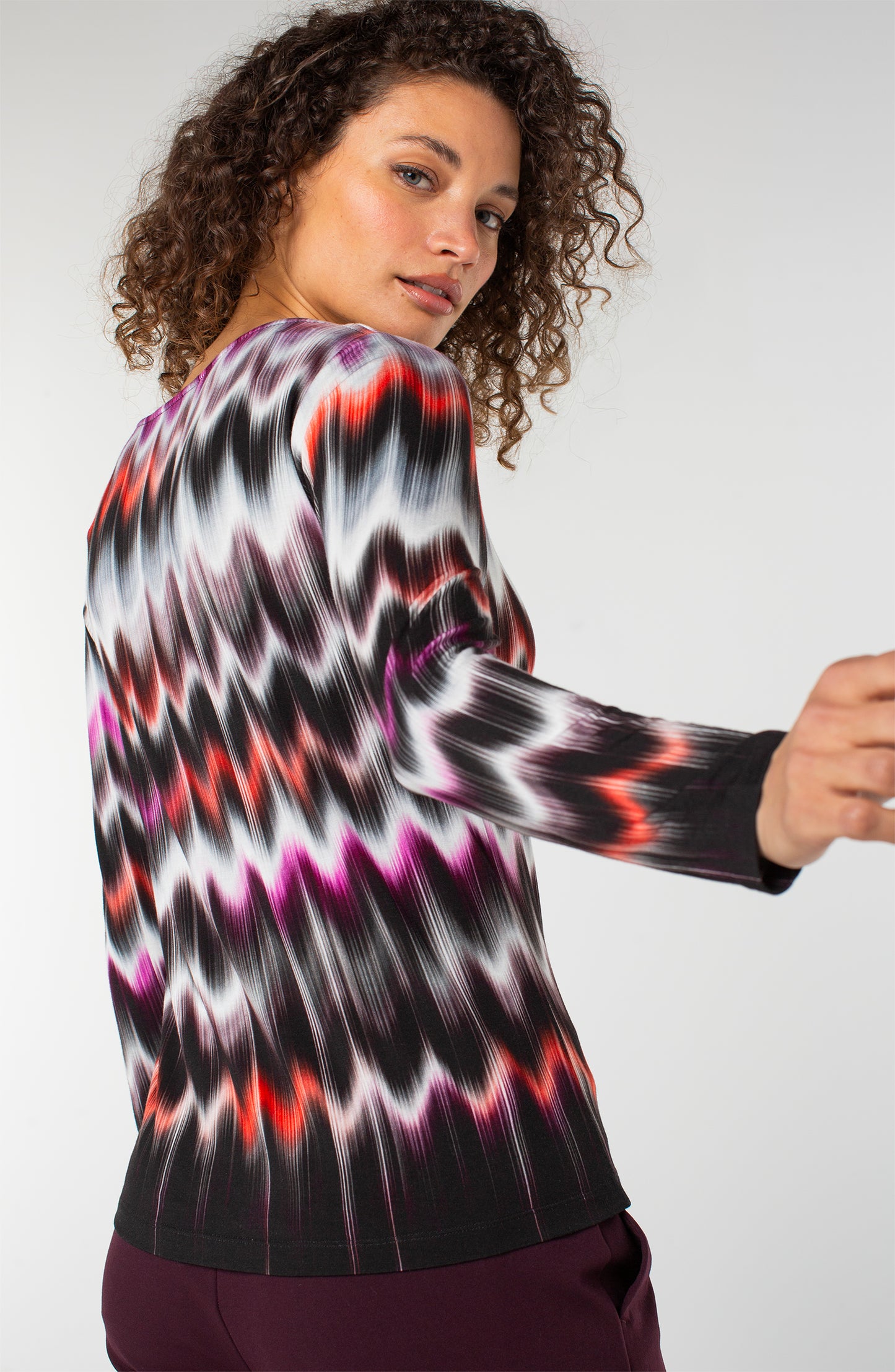 Liverpool Long Sleeve Boat Neck Knit Top (Multi Wavy Stripe)