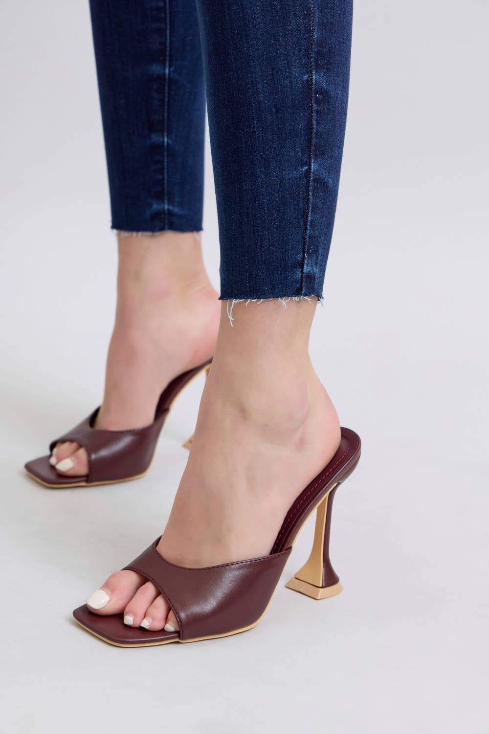 Judy Blue Skinny w Raw Hem (28" inseam)