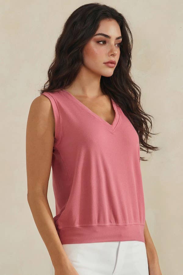 LuxeAir Ribbed Relaxed V-Neck Tank Top: Kelly Green / L