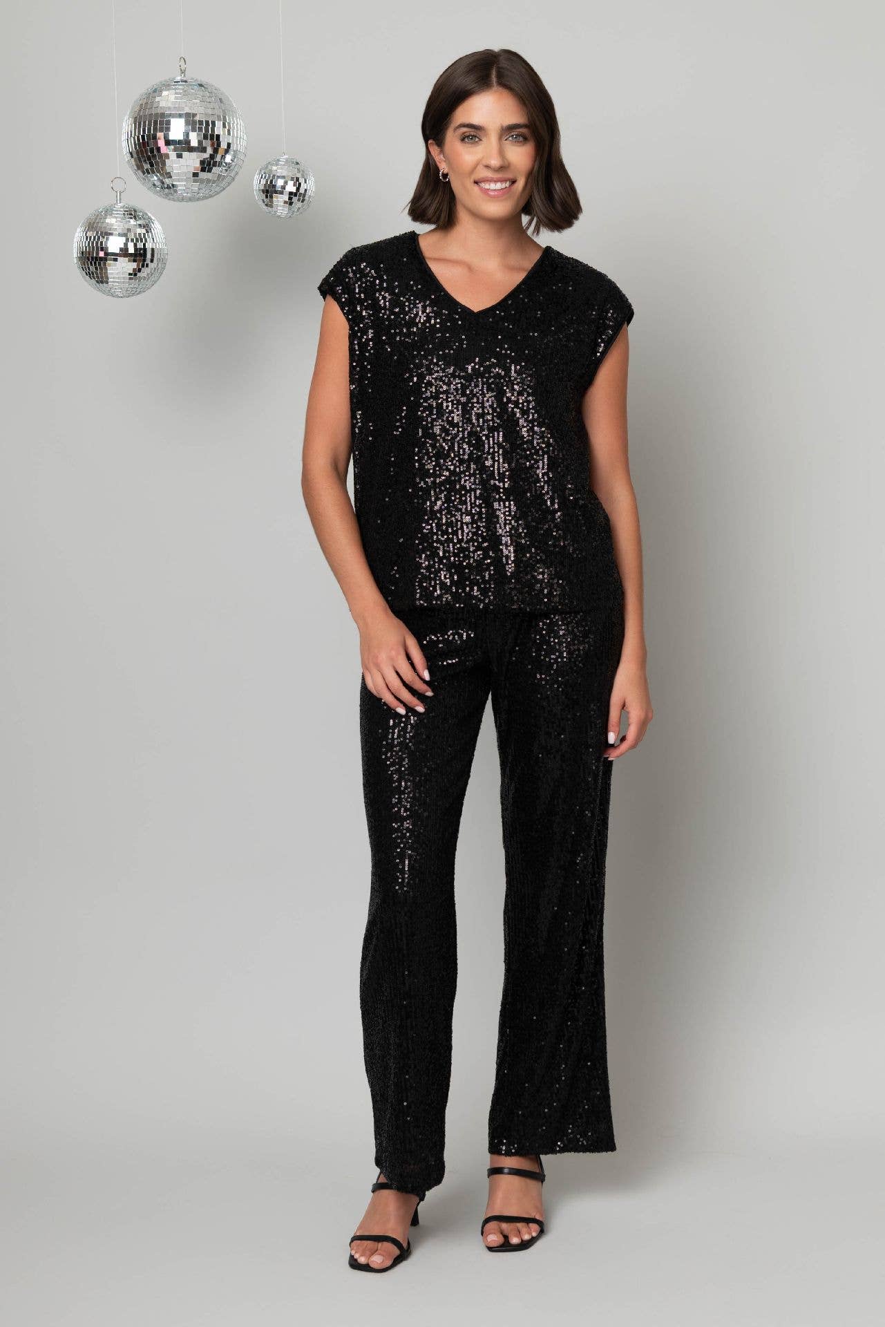 V-Neck Shimmer Top (Pewter & Red)