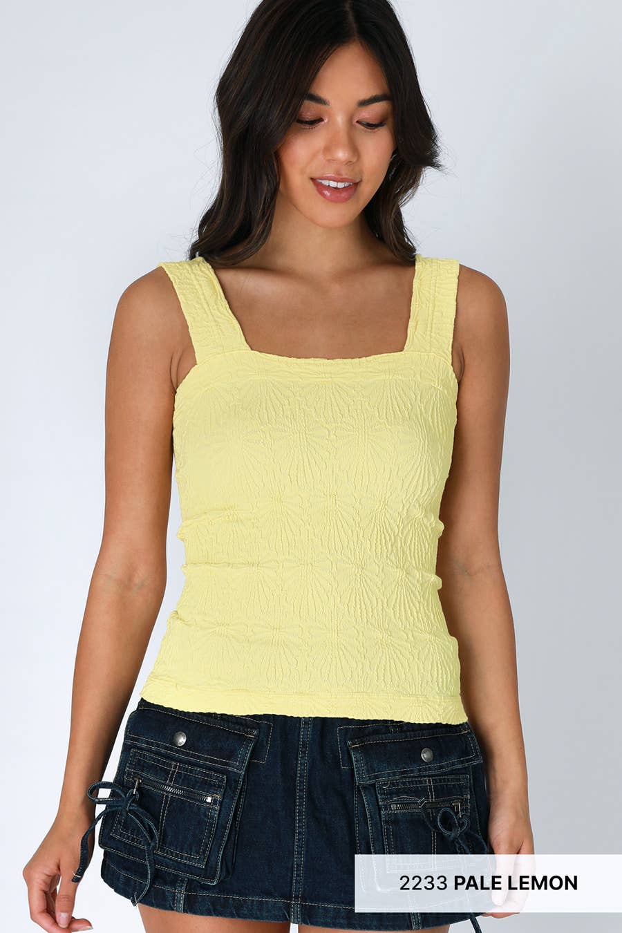 Lace Textured Square Top (Black & White)