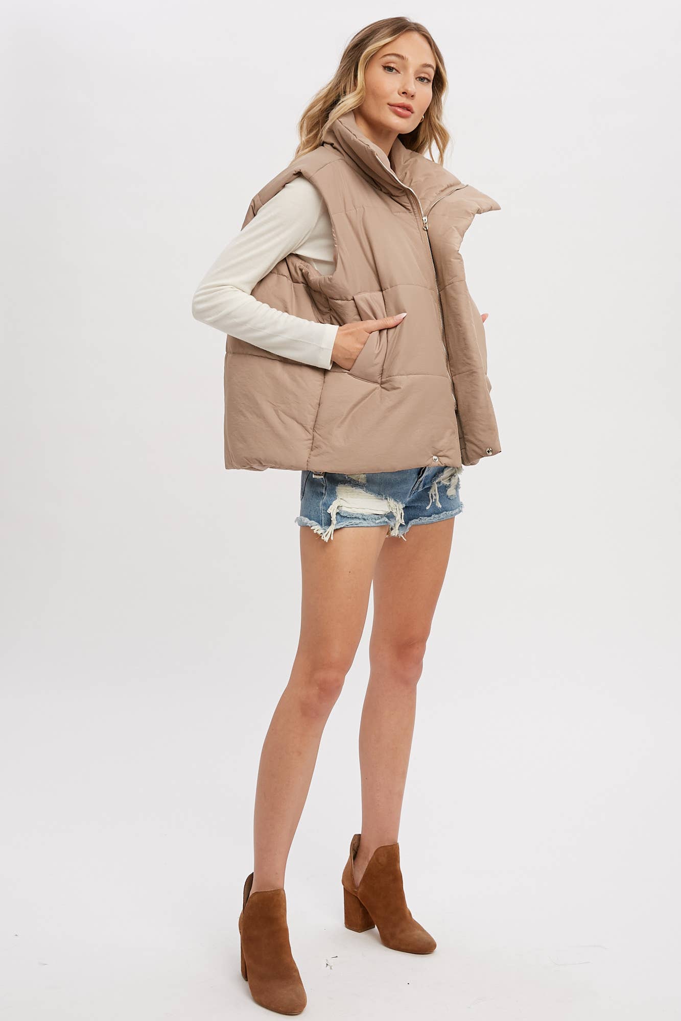 Oversized Puffer Vest (Mocha)