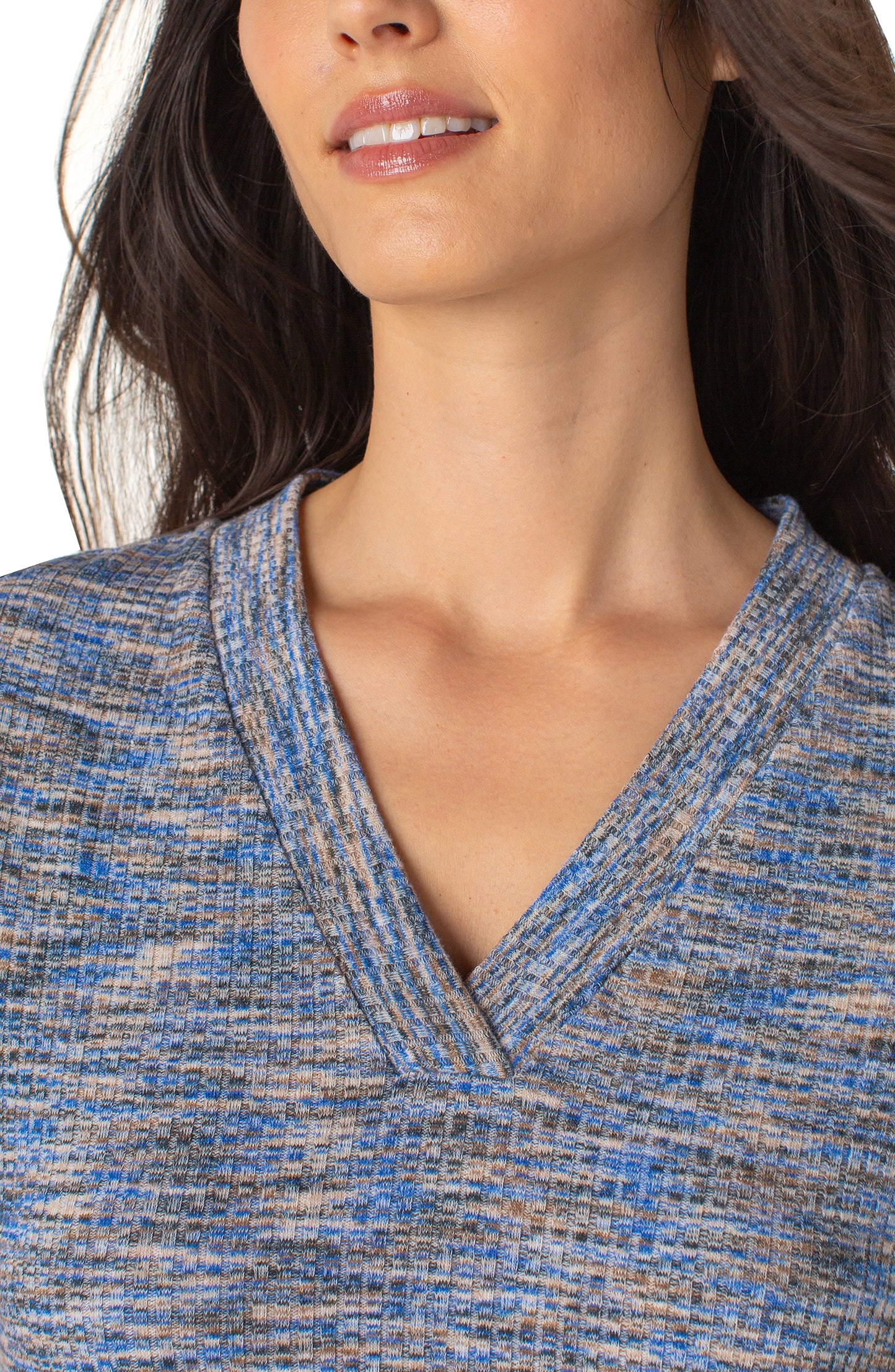 LM8K48KB09-3_4_sleeve_v-neck_knit_tee-front_close_up