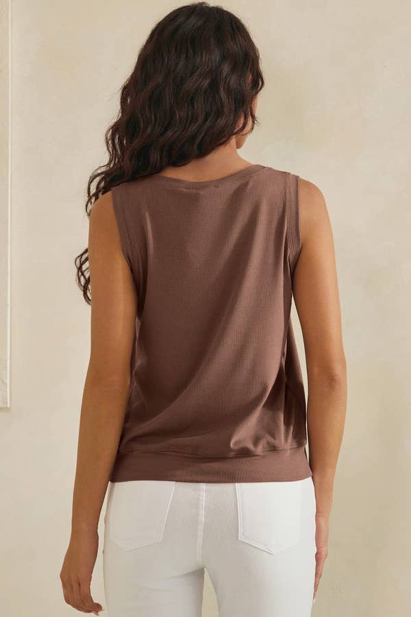 LuxeAir Ribbed Relaxed V-Neck Tank Top: Kelly Green / L