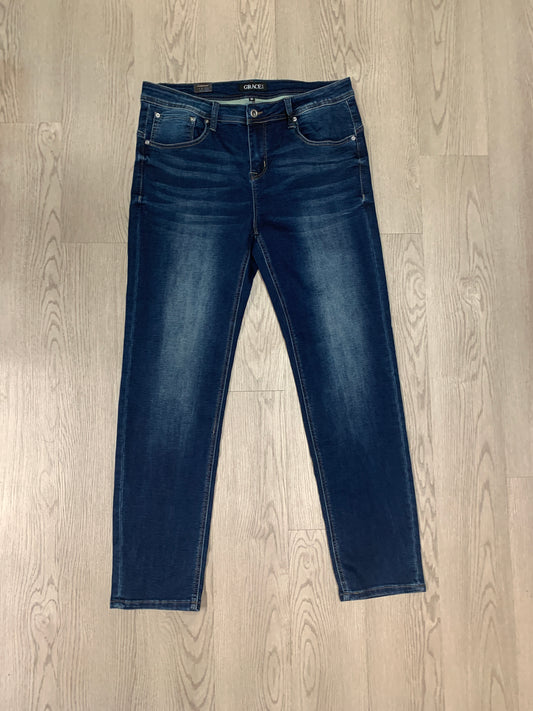 Grace in LA Easy Fit Plus Plain Knit