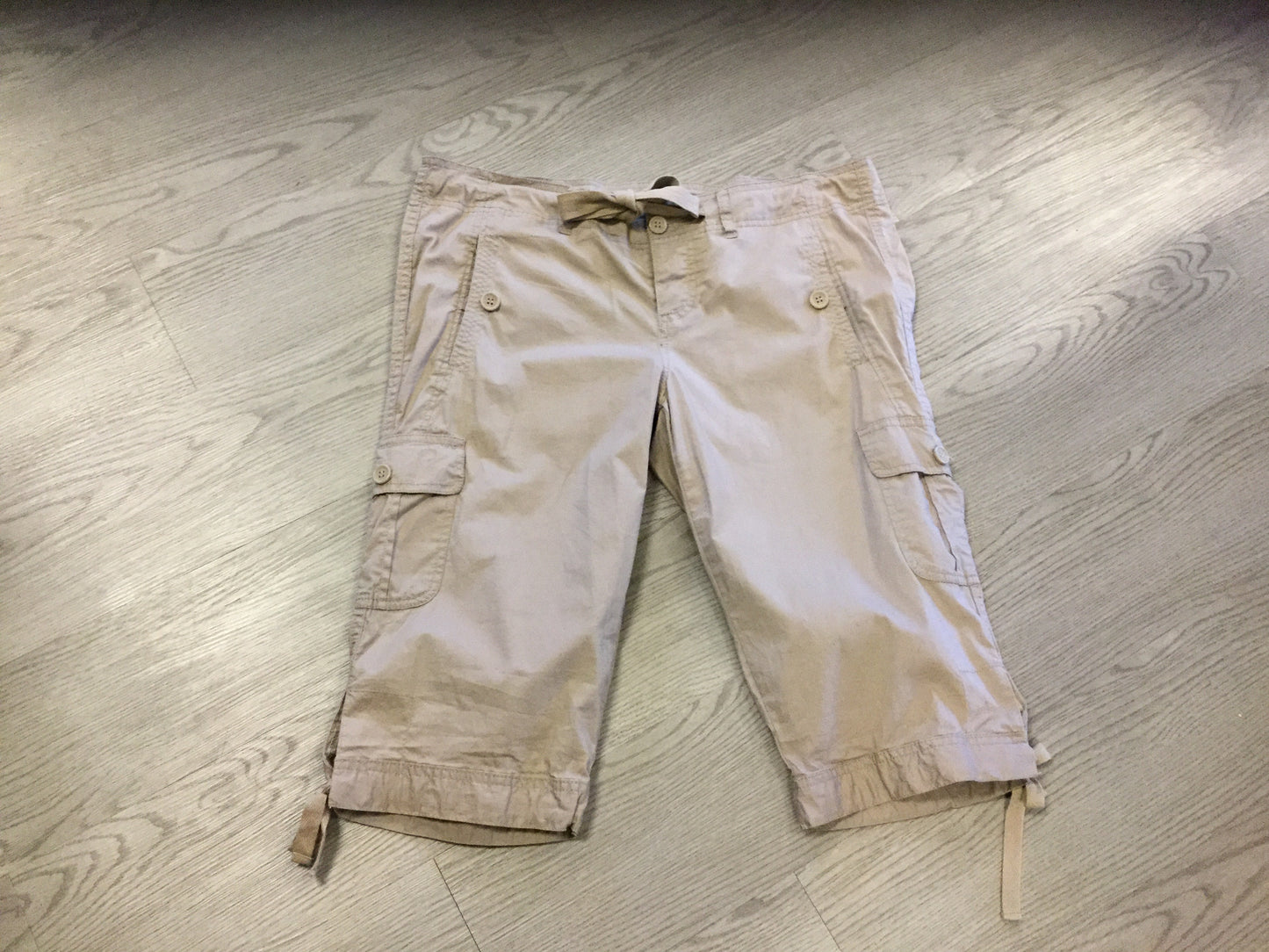 Midi Summer Khaki Shorts/Capri
