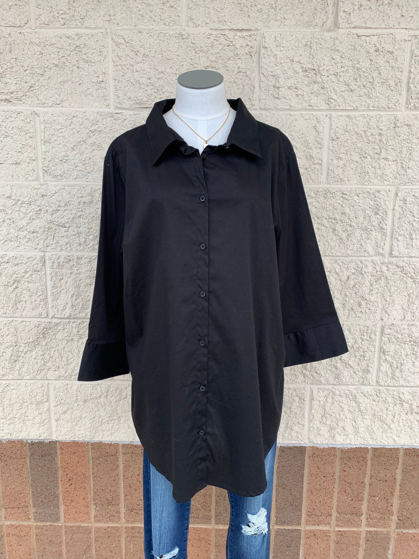 Button Down Top Hi Low Collar 3/4 Sleeve - Plus