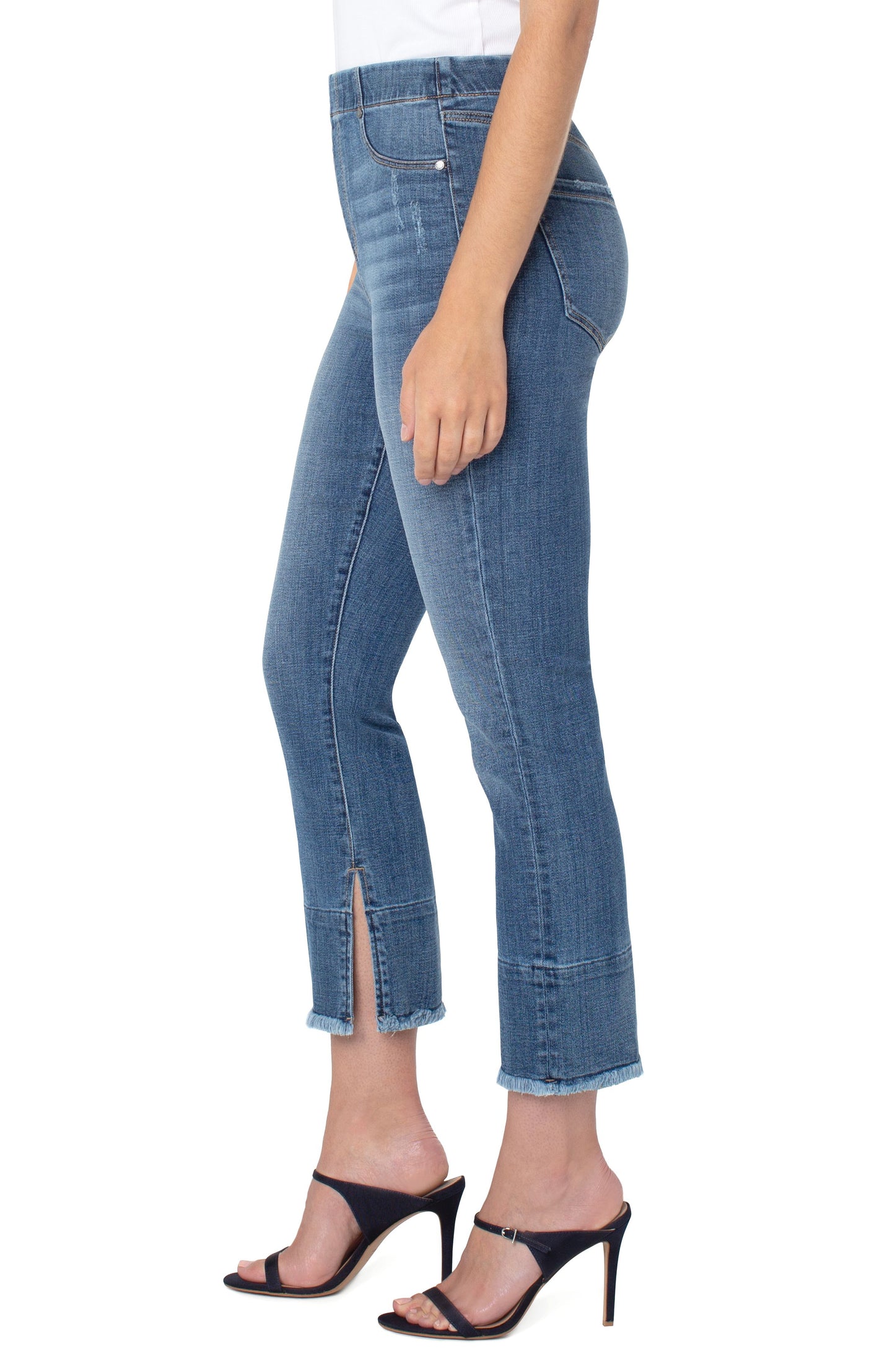 Liverpool Chloe Crop Skinny w/fray and ankle accent
