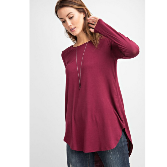 Plus Size Basic Round Neck Knit Top with Hi/Low Hem